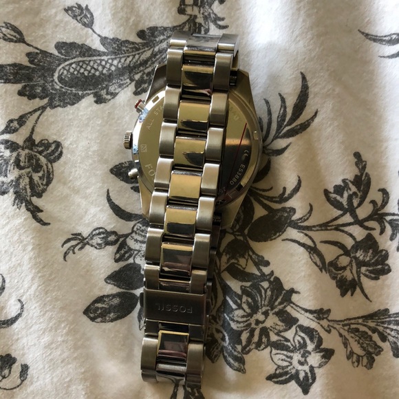 FOSSIL WATCH